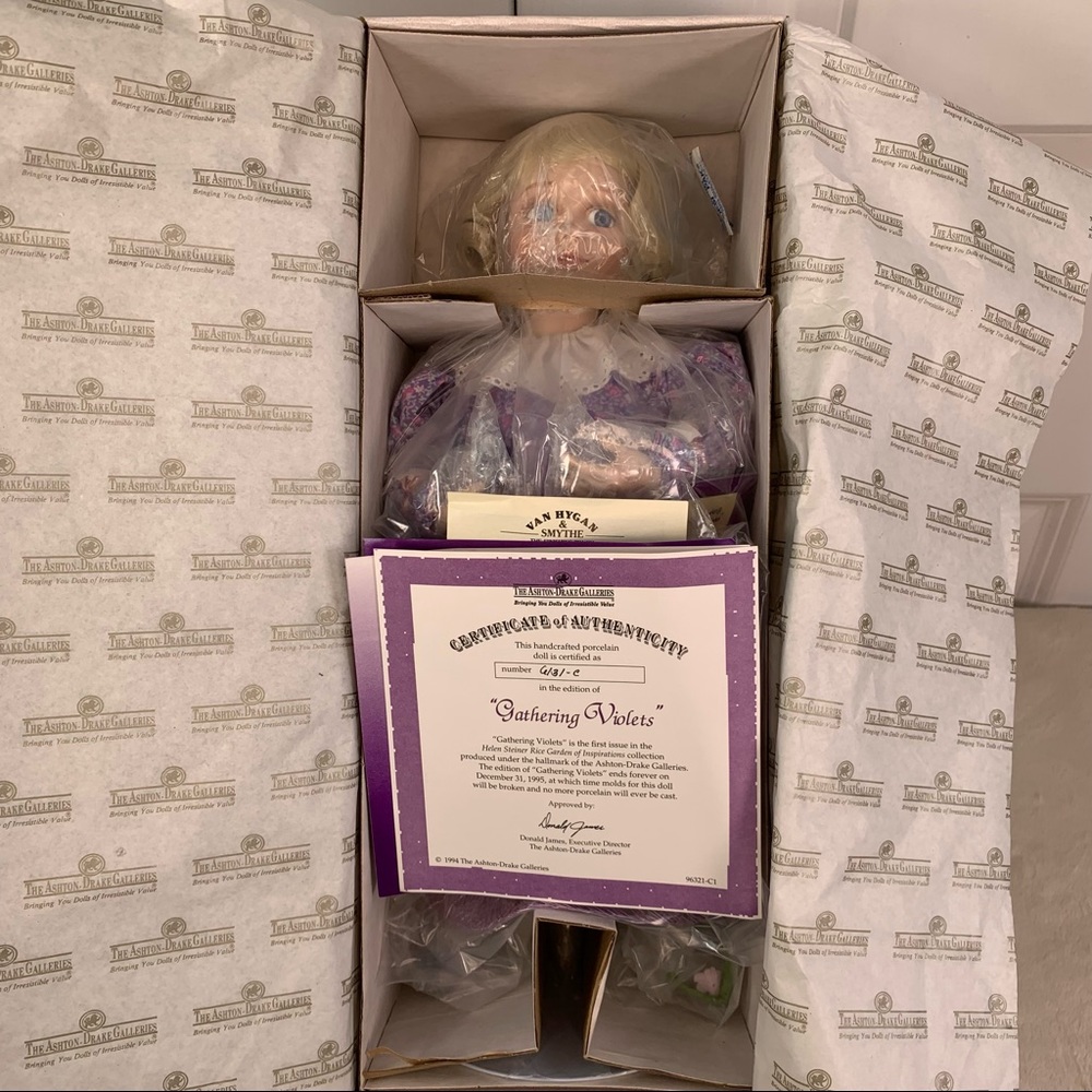 NEW Ashton Drake Galleries "Gathering Violets" Porcelain Doll - Picture 8 of 17